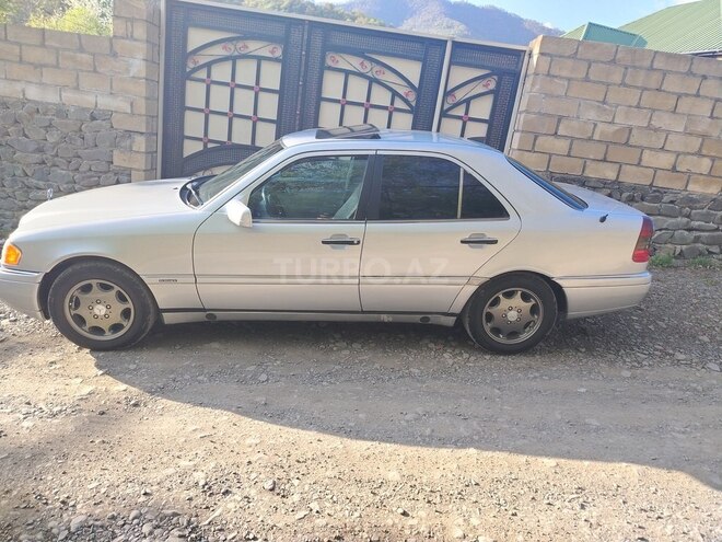 Mercedes C 180 1993, 469,256 km - 1.8 л - Zaqatala