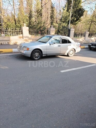 Mercedes C 180 1993, 469,256 km - 1.8 л - Zaqatala