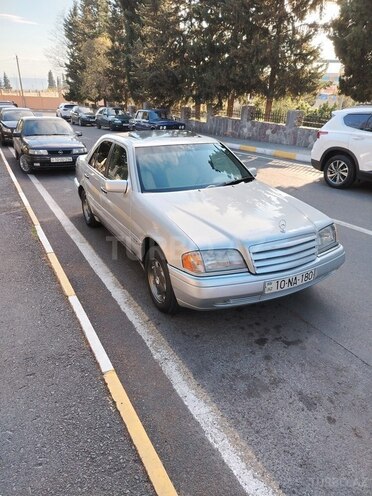 Mercedes C 180 1993, 469,256 km - 1.8 л - Zaqatala