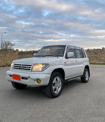 Mitsubishi Pajero io 1999, 245,000 km - 1.8 l - Bakı