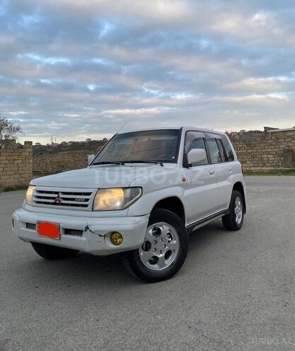 Mitsubishi Pajero io 1999, 245,000 km - 1.8 l - Bakı