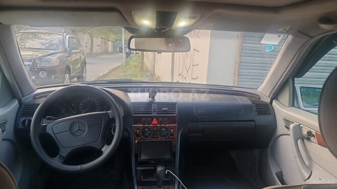 Mercedes C 240 2000, 357,000 km - 2.4 l - Mingəçevir