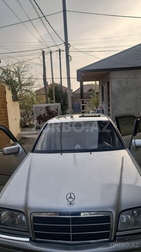 Mercedes C 240 2000, 357,000 km - 2.4 l - Mingəçevir