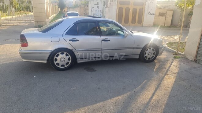 Mercedes C 240 2000, 357,000 km - 2.4 l - Mingəçevir