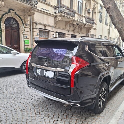 Mitsubishi Pajero Sport 2019, 70,500 km - 3.0 л - Bakı