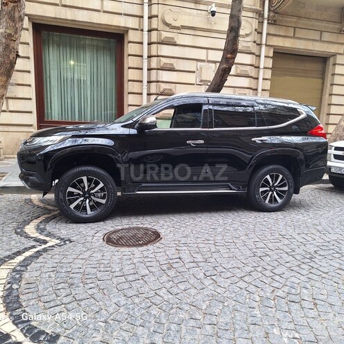 Mitsubishi Pajero Sport 2019, 70,500 km - 3.0 л - Bakı