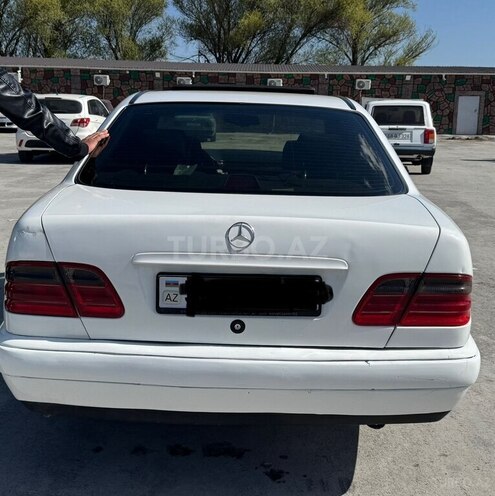 Mercedes E 280 1996, 320,000 km - 2.8 л - Naxçıvan