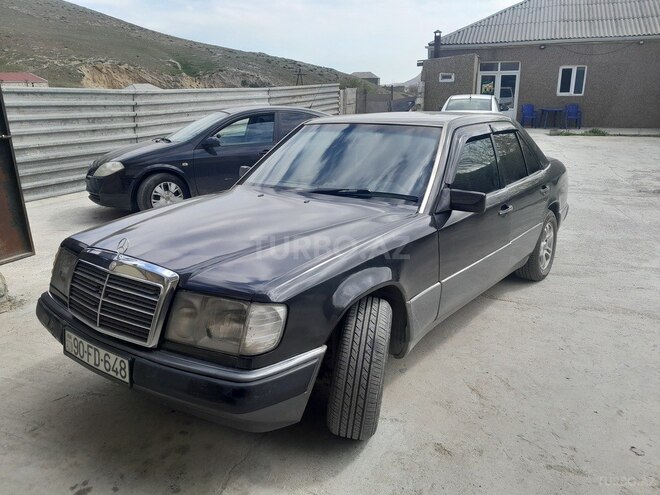 Mercedes E 230 1991, 820,000 km - 2.3 l - Bakı