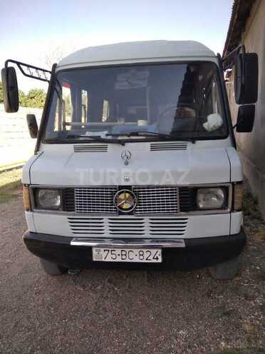 Mercedes 208 D 1991, 350,000 km - 2.3 l - Naxçıvan