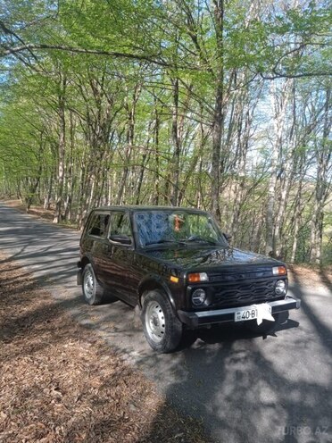 LADA (VAZ) Niva 2019, 60,000 km - 1.7 л - Quba