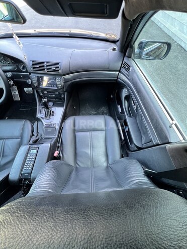 BMW 523 2000, 462,000 km - 2.5 l - Astara