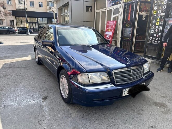 Mercedes C 240 1998, 290,000 km - 2.4 л - Bakı