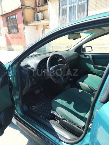 Opel Astra 2003, 285,000 km - 1.6 l - Bakı