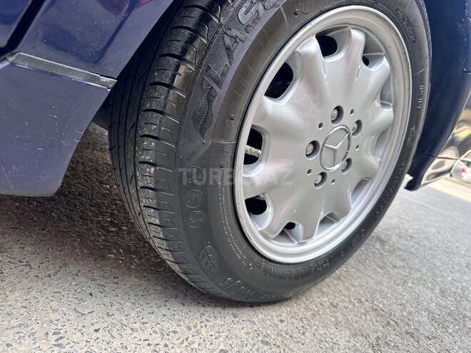 Mercedes C 240 1998, 290,000 km - 2.4 л - Bakı