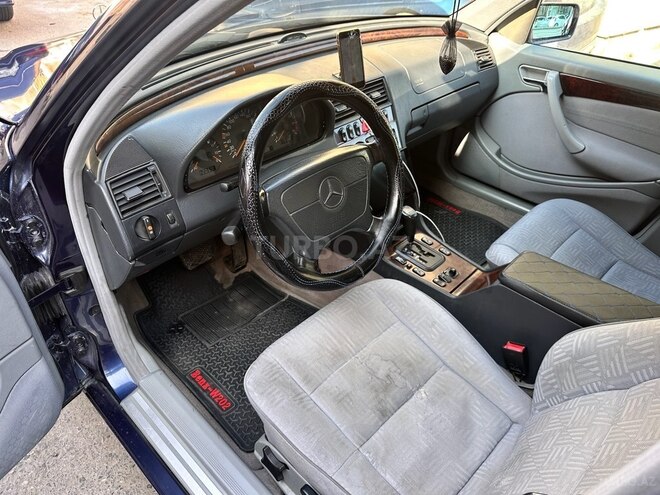 Mercedes C 240 1998, 290,000 km - 2.4 л - Bakı