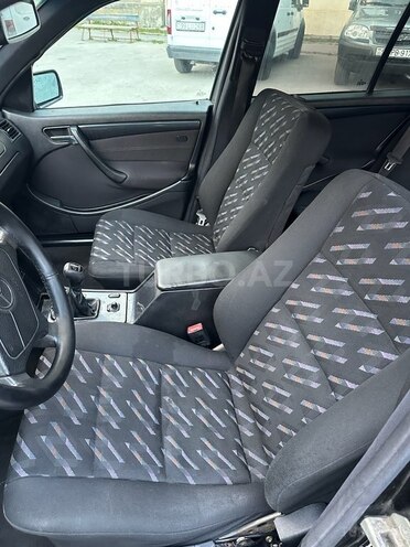 Mercedes C 200 2000, 288,000 km - 2.0 л - Bakı