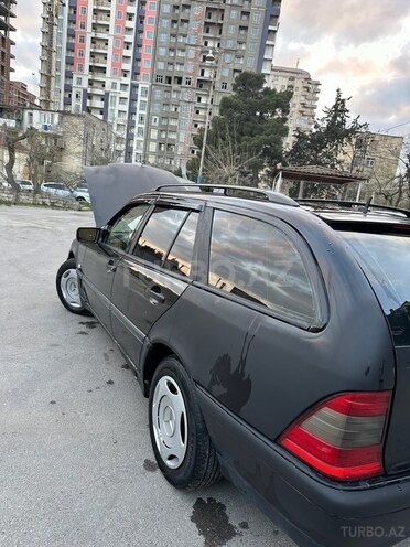 Mercedes C 200 2000, 288,000 km - 2.0 л - Bakı