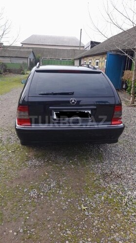 Mercedes C 200 2000, 288,000 km - 2.0 л - Bakı