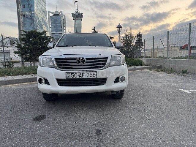 Toyota Hilux 2013, 198,000 km - 2.5 l - Bakı