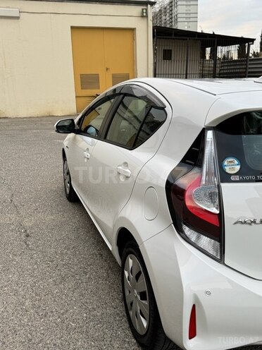 Toyota Aqua 2019, 58,100 km - 1.5 л - Bakı