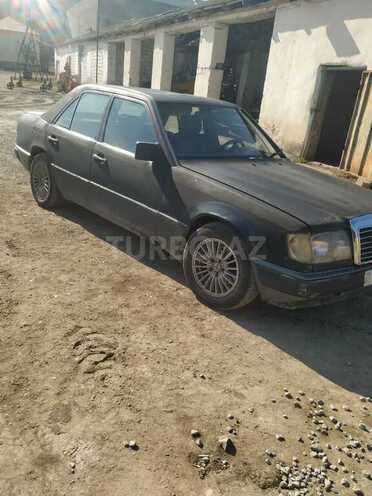 Mercedes E 200 d 1991, 222,000 km - 2.0 l - Siyəzən