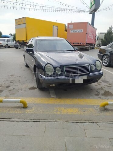 Mercedes E 240 1999, 403,234 km - 2.4 l - Bakı