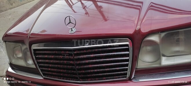 Mercedes E 220 1995, 326,480 km - 2.2 l - Xırdalan