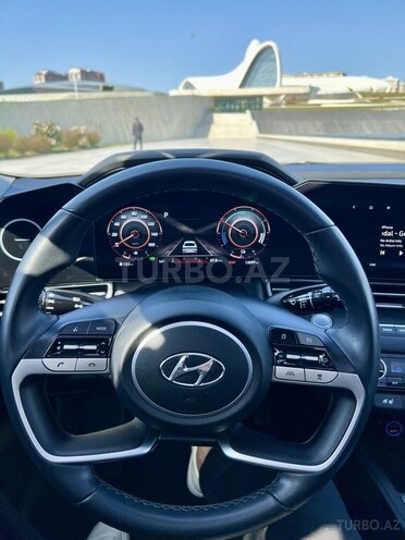 Hyundai Elantra 2023, 19,518 km - 1.6 l - Bakı