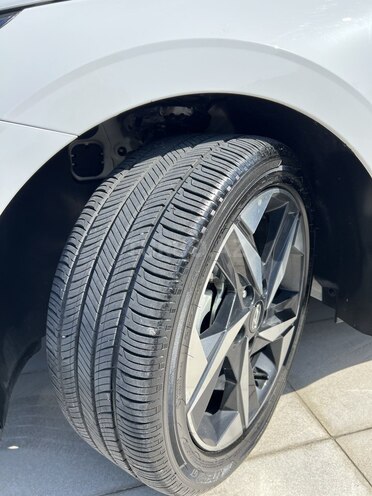 Hyundai Elantra 2023, 19,518 km - 1.6 l - Bakı