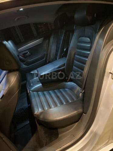 Volkswagen Passat CC-21