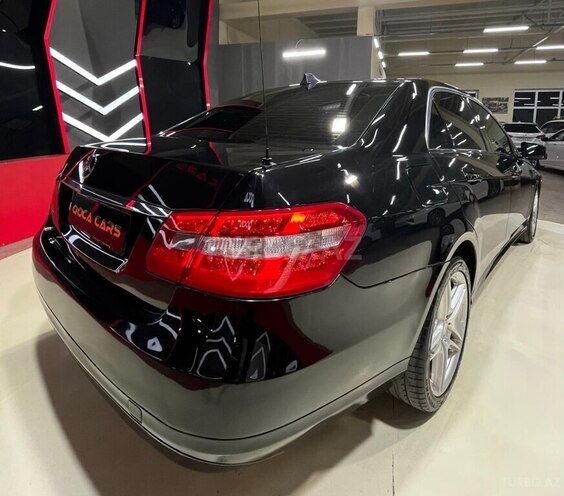 Mercedes E 220 d 2009, 288,008 km - 2.2 l - Sumqayıt