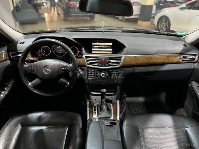 Mercedes E 220 d 2009, 288,008 km - 2.2 l - Sumqayıt