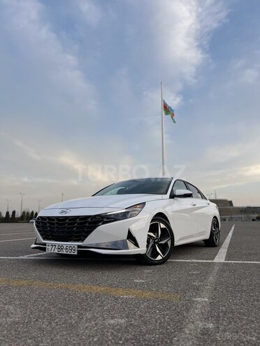 Hyundai Elantra 2023, 19,518 km - 1.6 l - Bakı