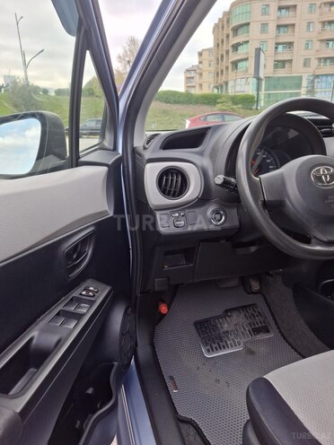 Toyota Vitz 2011, 172,023 km - 1.3 l - Bakı