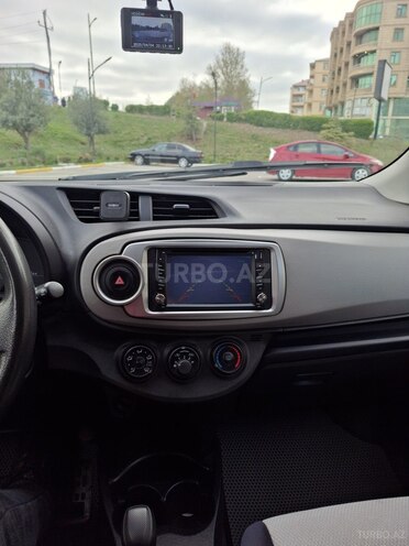 Toyota Vitz 2011, 172,023 km - 1.3 l - Bakı