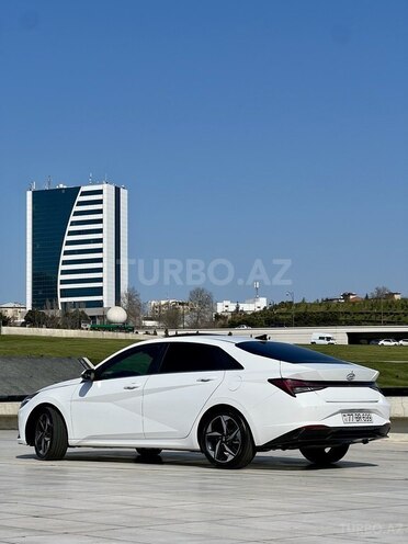 Hyundai Elantra 2023, 19,518 km - 1.6 l - Bakı
