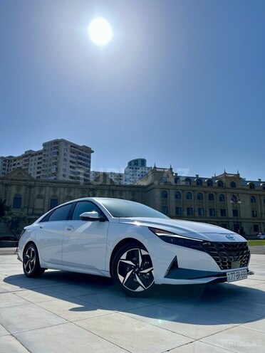Hyundai Elantra 2023, 19,518 km - 1.6 l - Bakı