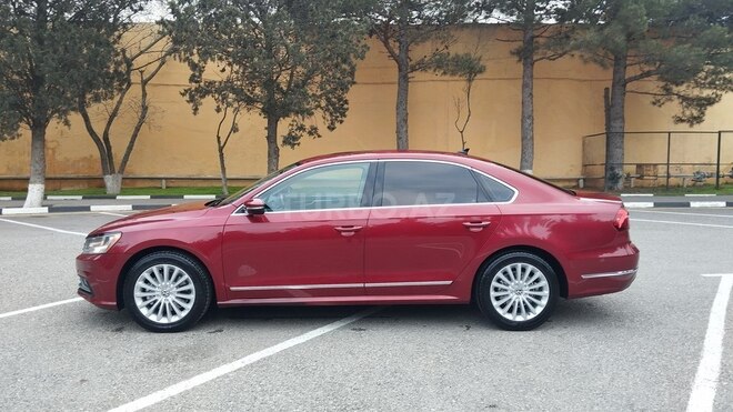 Volkswagen Passat 2017, 210,000 km - 1.8 л - Bakı