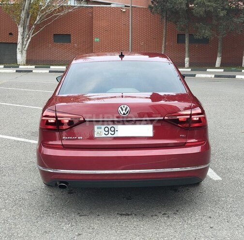 Volkswagen Passat 2017, 210,000 km - 1.8 л - Bakı