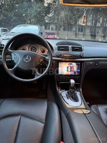 Mercedes E 270 2002, 522,000 km - 2.7 l - Bakı