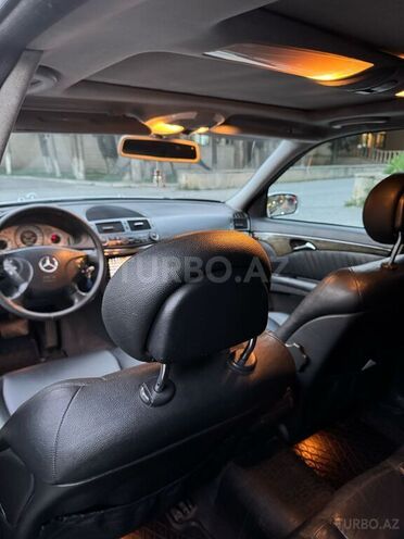 Mercedes E 270 2002, 522,000 km - 2.7 l - Bakı
