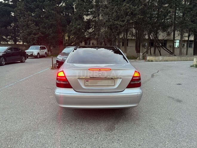 Mercedes E 270 2002, 522,000 km - 2.7 l - Bakı