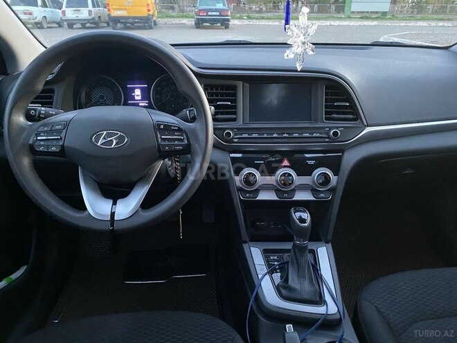 Hyundai Elantra 2019, 128,748 km - 2.0 л - Şəmkir