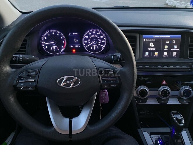 Hyundai Elantra 2019, 128,748 km - 2.0 л - Şəmkir