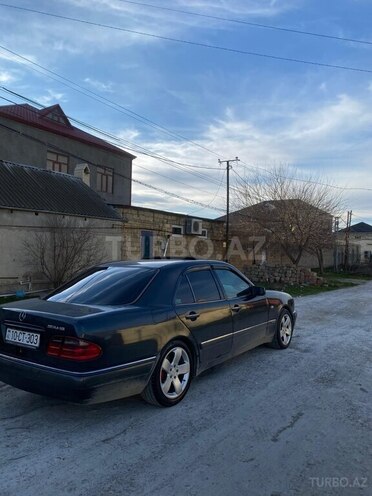 Mercedes E 240 1998, 450,000 km - 2.4 l - Bakı