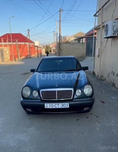 Mercedes E 240 1998, 450,000 km - 2.4 l - Bakı