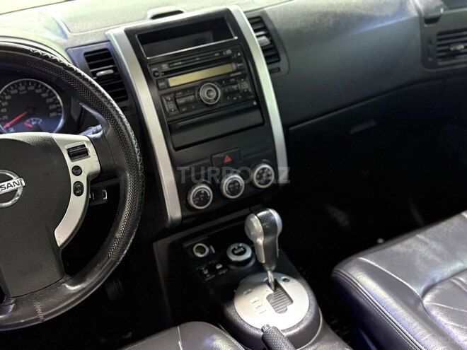 Nissan X-Trail 2012, 241,000 km - 2.5 л - Bakı