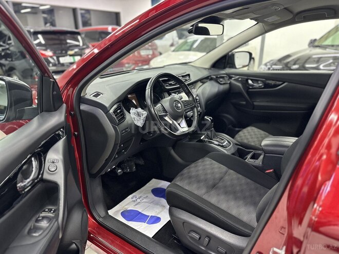 Nissan Rogue-8