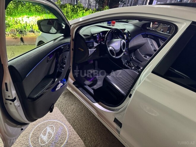 Hyundai Elantra 2014, 124,550 km - 1.8 л - Bakı
