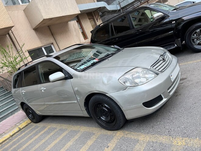 Toyota Corolla 2004, 390,000 km - 1.4 l - Bakı